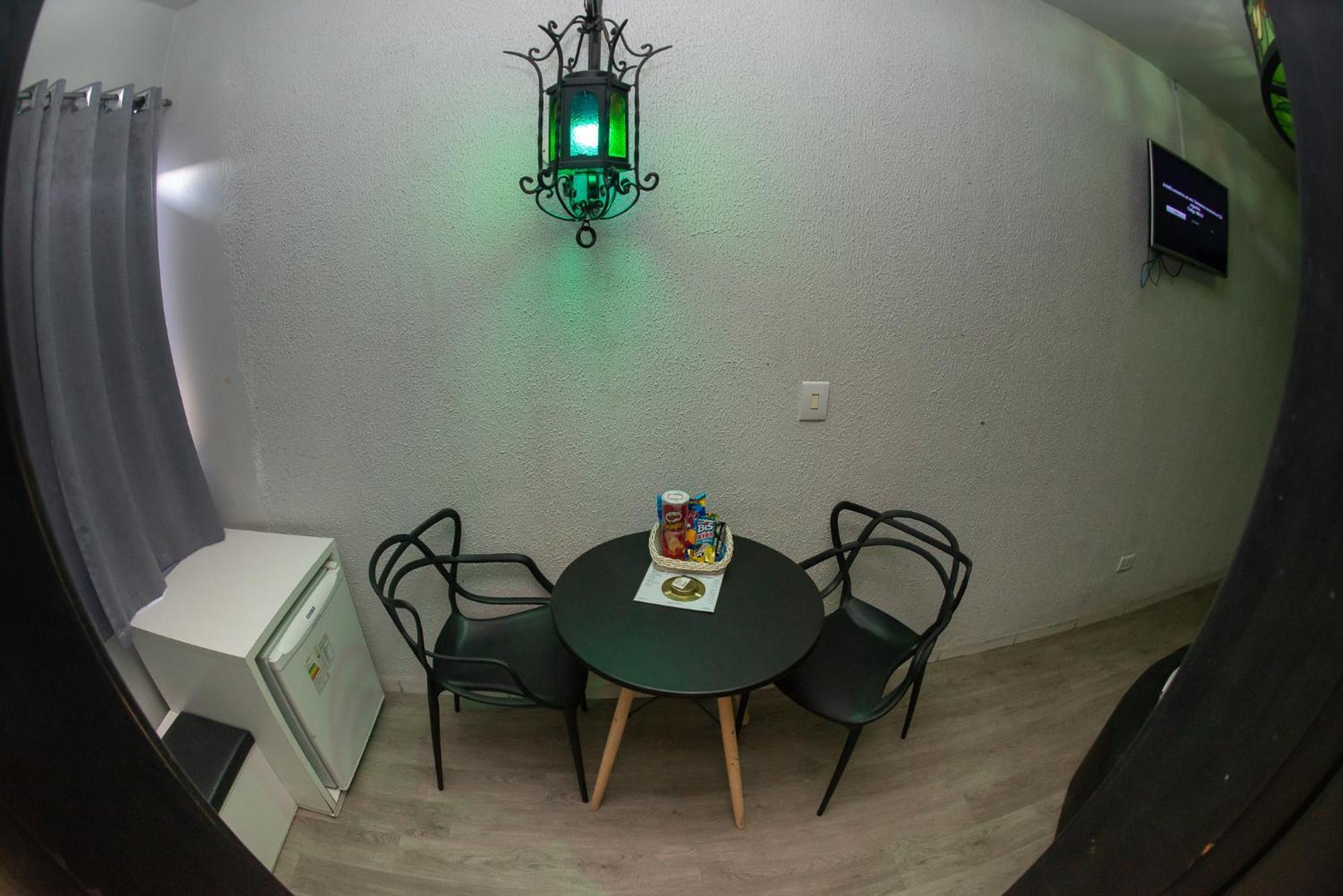 Manhattan Motel (Adults Only) Porto Alegre Exterior photo
